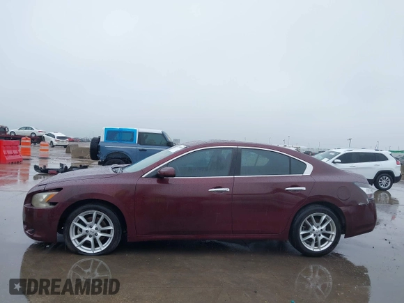 2011 Nissan Maxima SV with VIN 1N4AA5AP2BC829847, listed as a IAAI auction lot 41930092 with 108,048 mi miles and . Bid and sale history available at DreamBid. Image 14.