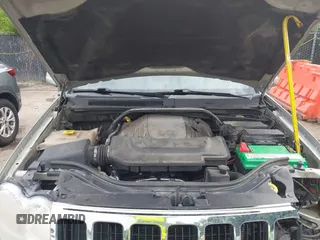 2010 Jeep Grand Cherokee Limited with VIN 1J4RR5GT2AC138675, listed as a IAAI auction lot 42471032 with 184,238 mi miles and . Bid and sale history available at DreamBid. Image 10.