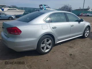 2015 Volkswagen Passat S with VIN 1VWAS7A33FC112747, listed as a IAAI auction lot 41808988 with 170,381 mi miles and . Bid and sale history available at DreamBid. Image 4.