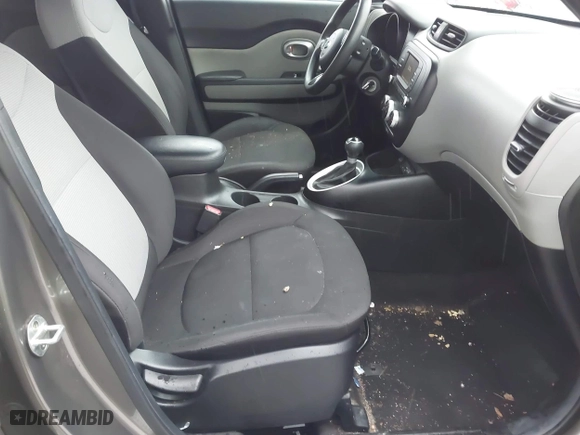 2017 Kia Soul with VIN KNDJN2A25H7501924, listed as a IAAI auction lot 41560328 with 116,642 mi miles. Bid and sale history available at carsss.com. Image 5.