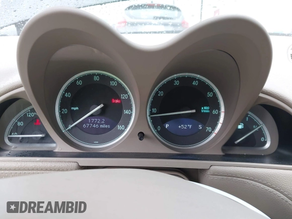 2004 Mercedes-Benz SL 500 with VIN WDBSK75F34F079139, listed as a IAAI auction lot 41778245 with 67,746 mi miles and . Bid and sale history available at DreamBid. Image 7.