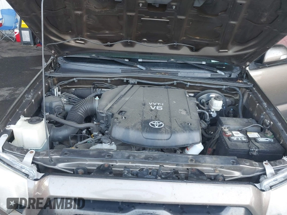 2014 Toyota Tacoma with VIN 3TMMU4FN4EM072128, listed as a IAAI auction lot 42479725 with 287,877 mi miles and . Bid and sale history available at DreamBid. Image 10.