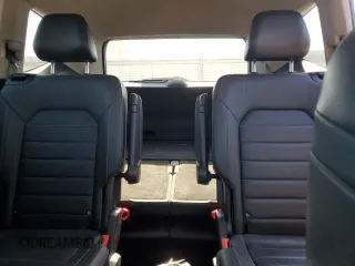 2018 Volkswagen Atlas SEL Premium z VIN 1V2NR2CA7JC568322, wystawiony jako Copart lot #58183355 z przebiegiem 99 832 mil mil oraz Szkoda całkowita • Salvage title. Historia ofert i sprzedaży dostępna na DreamBid. Obrazek 10.