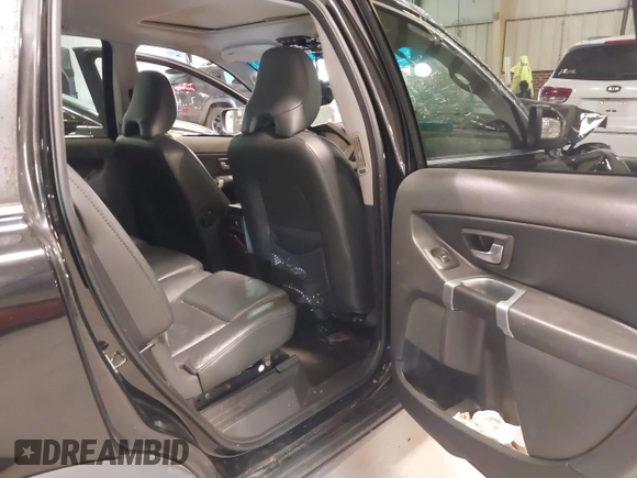 2008 Volvo XC90 I6 with VIN YV4CZ982481430050, listed as a IAAI auction lot 41515857 with 178,920 mi miles. Bid and sale history available at carsss.com. Image 8.