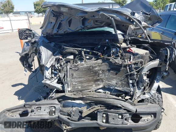 2021 Ford Bronco z VIN 1FMDE5BH9MLB00617, wystawiony jako IAAI lot #42467207 z przebiegiem 36 220 mil mil oraz . Historia ofert i sprzedaży dostępna na DreamBid. Obrazek 10.