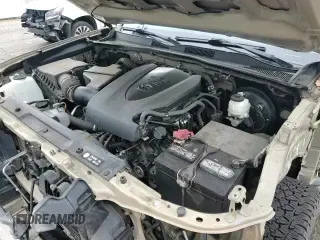 2018 Toyota Tacoma SR5 z VIN 3TMBZ5DN9JM017203, wystawiony jako Copart lot #53499565 z przebiegiem 44 027 mil mil oraz Szkoda całkowita • Salvage title. Historia ofert i sprzedaży dostępna na DreamBid. Obrazek 14.