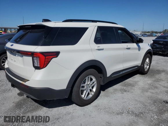 2025 Ford Explorer Active with VIN 1FMUK7DH7SGA38500, listed as a Copart auction lot 48053885 with Not Provided miles and Non Repairable. Bid and sale history available at carsss.com. Image 3.