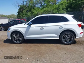 2019 Audi SQ5 Premium Plus z VIN WA1B4AFY4K2002089, wystawiony jako IAAI lot #42126337 z przebiegiem 60 116 mil mil oraz . Historia ofert i sprzedaży dostępna na DreamBid. Obrazek 15.