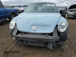 2014 Volkswagen Beetle Turbo R-Line with VIN 3VWVT7AT5EM635862, listed as a Copart auction lot 43500865 with 58,412 mi miles and Salvage Title. Bid and sale history available at DreamBid. Image 5.