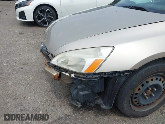 2004 Honda Accord LX z VIN 1HGCM66364A102992, wystawiony jako IAAI lot #42439906 z przebiegiem 218 423 mil mil oraz . Historia ofert i sprzedaży dostępna na DreamBid. Obrazek 6.