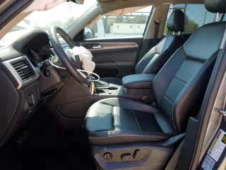 2021 Volkswagen Atlas SE with VIN 1V2WR2CA8MC578236, listed as a Copart auction lot 49133435 with 64,645 mi miles and Salvage title. Bid and sale history available at DreamBid. Image 7.