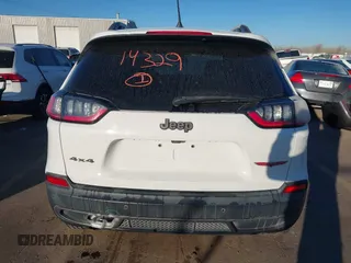 2019 Jeep Cherokee Trailhawk with VIN 1C4PJMBX8KD313712, listed as a IAAI auction lot 41448146 with 96,293 mi miles and . Bid and sale history available at DreamBid. Image 15.