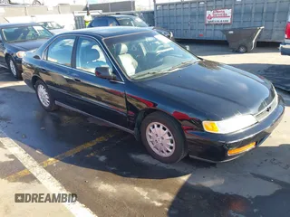 1997 Honda Accord EX with VIN 1HGCD5669VA219584, listed as a IAAI auction lot 41643524 with 161,820 mi miles and . Bid and sale history available at carsss.com. Image 1.