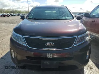 2014 Kia Sorento LX with VIN 5XYKT3A69EG452048, listed as a Copart auction lot 56051085 with 224,618 mi miles and Clean Title. Bid and sale history available at DreamBid. Image 5.