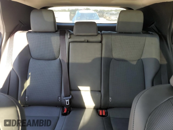 2023 Lexus RZ 450e Premium z VIN JTJAAAAB2PA007458, wystawiony jako Copart lot #72479994 z przebiegiem 6 041 mil mil oraz Szkoda całkowita • Salvage title. Historia ofert i sprzedaży dostępna na DreamBid. Obrazek 10.