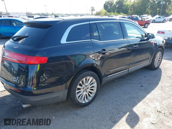2010 Lincoln MKT with VIN 2LMHJ5AR9ABJ12211, listed as a IAAI auction lot 41766668 with 161,057 mi miles. Bid and sale history available at carsss.com. Image 4.