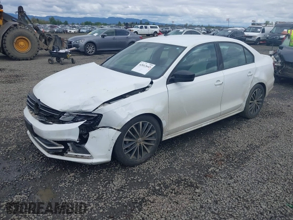 2016 Volkswagen Jetta Sport z VIN 3VWD17AJ3GM216976, wystawiony jako IAAI lot #42012643 z przebiegiem 145 795 mil mil oraz . Historia ofert i sprzedaży dostępna na DreamBid. Obrazek 17.