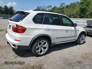 2012 BMW X5 35d with VIN 5UXZW0C57CL672443, listed as a Copart auction lot 55689215 with 247,014 mi miles and Clean title. Bid and sale history available at DreamBid. Image 3.