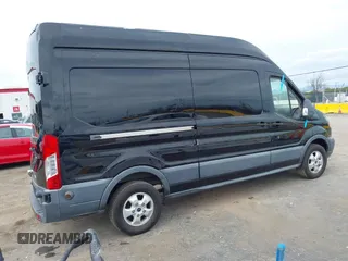 2017 Ford Transit z VIN 1FTYR2XM0HKB54687, wystawiony jako IAAI lot #41608746 z przebiegiem 57 744 mil mil oraz . Historia ofert i sprzedaży dostępna na DreamBid. Obrazek 4.