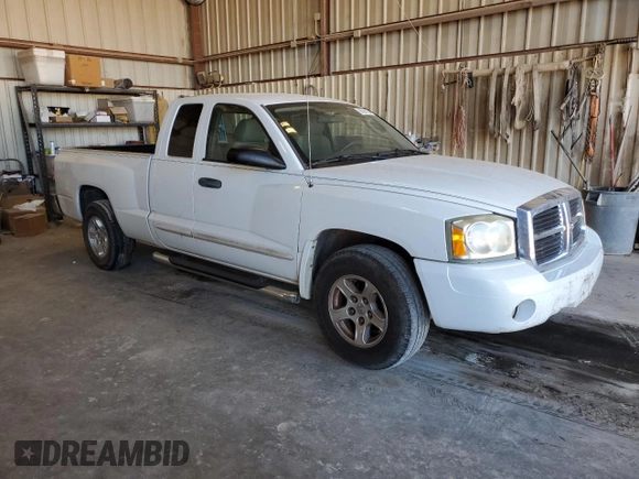 2005 Dodge Dakota SLT with VIN 1D7HE42N35S290529, listed as a Copart auction lot 85281324 with 240,754 mi miles and Clean title. Bid and sale history available at DreamBid. Image 4.