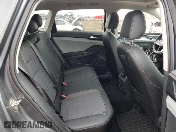2022 Volkswagen Taos SE z VIN 3VVLX7B28NM041868, wystawiony jako Copart lot #53472735 z przebiegiem 80 509 mil mil oraz Szkody całkowita. Historia ofert i sprzedaży dostępna na DreamBid. Obrazek 10.