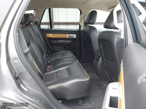 2009 Lincoln MKX with VIN 2LMDU68C89BJ10796, listed as a IAAI auction lot 41570182 with 201,400 mi miles. Bid and sale history available at carsss.com. Image 8.