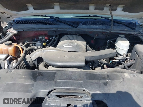 2004 Chevrolet Tahoe LS with VIN 1GNEC13T44R321833, listed as a IAAI auction lot 40559396 with 170,652 mi miles and . Bid and sale history available at DreamBid. Image 10.