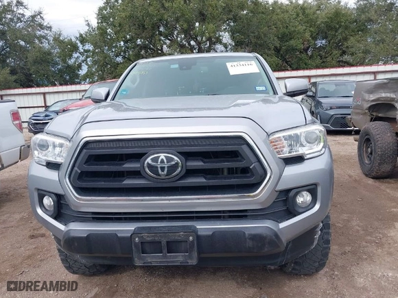 2021 Toyota Tacoma 2WD SR5 with VIN 5TFAZ5CN6MX114029, listed as a IAAI auction lot 41334116 with 75,904 mi miles. Bid and sale history available at carsss.com. Image 12.