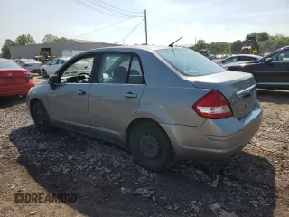 2007 Nissan Versa SL z VIN 3N1BC11E77L451507, wystawiony jako Copart lot #59663715 z przebiegiem 132 363 mil mil oraz Szkoda całkowita • Salvage title. Historia ofert i sprzedaży dostępna na DreamBid. Obrazek 2.