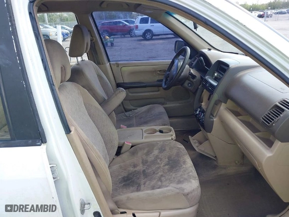 2005 Honda CR-V LX with VIN JHLRD68565C005484, listed as a IAAI auction lot 41983513 with 215,839 mi miles. Bid and sale history available at carsss.com. Image 5.
