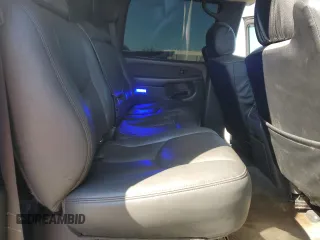 2003 GMC Sierra 1500HD SLT z VIN 1GTGK13U83F193383, wystawiony jako Copart lot #48501345 z przebiegiem 182 639 mil mil oraz Szkoda całkowita • Salvage title. Historia ofert i sprzedaży dostępna na DreamBid. Obrazek 10.