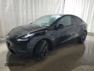 2022 Tesla Model Y Performance with VIN 7SAYGDEF3NF453267, listed as a Copart auction lot 53787615 with 82,452 mi miles and Salvage Title. Bid and sale history available at DreamBid. Image 1.