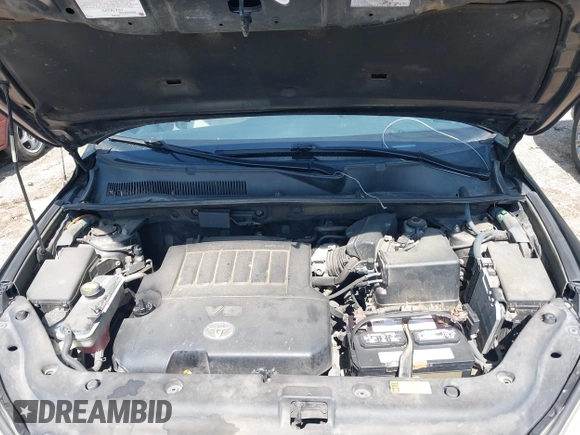 2008 Toyota RAV4 Limited with VIN JTMZK31V686011185, listed as a IAAI auction lot 42101831 with 190,399 mi miles and . Bid and sale history available at DreamBid. Image 10.