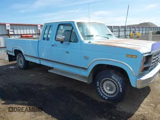 1983 Ford F-150 with VIN 1FTEX14Y1DKA13471, listed as a IAAI auction lot 42597721 with 84,327 mi miles and . Bid and sale history available at DreamBid. Image 1.