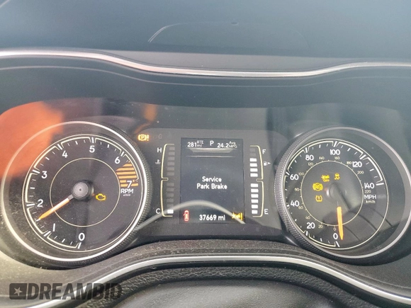 2021 Jeep Cherokee Altitude z VIN 1C4PJLLB5MD180309, wystawiony jako Copart lot #50703665 z przebiegiem 37 669 mil mil oraz Czysty tytuł • Clean title. Historia ofert i sprzedaży dostępna na DreamBid. Obrazek 9.