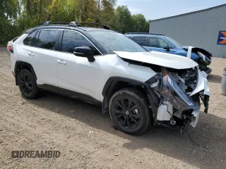 2024 Toyota RAV4 Hybrid XSE with VIN 2T35WRFV9RW211704, listed as a Copart auction lot 72229344 with 0 mi miles and Salvage Title. Bid and sale history available at carsss.com. Image 4.