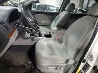 2011 Hyundai Veracruz Limited z VIN KM8NU4CC0BU170888, wystawiony jako Copart lot #57513105 z przebiegiem 184 928 mil mil oraz Szkoda całkowita • Salvage title. Historia ofert i sprzedaży dostępna na DreamBid. Obrazek 7.