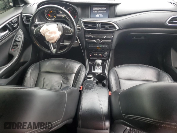 2017 Infiniti QX30 Premium with VIN SJKCH5CR6HA025128, listed as a Copart auction lot 55146374 with 92,547 mi miles and Salvage Title. Bid and sale history available at carsss.com. Image 8.