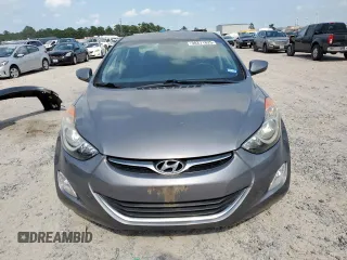 2013 Hyundai Elantra GLS z VIN 5NPDH4AE4DH292871, wystawiony jako Copart lot #58271825 z przebiegiem 74 746 mil mil oraz Szkody całkowita. Historia ofert i sprzedaży dostępna na DreamBid. Obrazek 5.