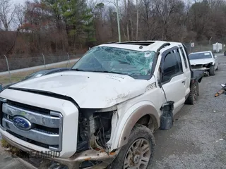 2011 Ford Super Duty F-250 SRW XL with VIN 1FT7W2BT9BEB98633, listed as a IAAI auction lot 41146608 with 209,089 mi miles. Bid and sale history available at carsss.com. Image 6.