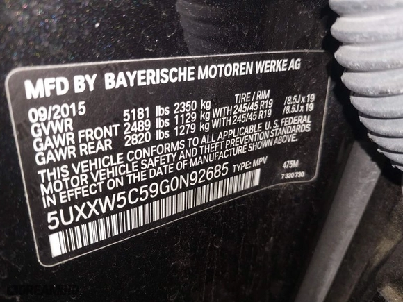 2016 BMW X4 xDrive35i with VIN 5UXXW5C59G0N92685, listed as a IAAI auction lot 41195808 with NaN miles. Bid and sale history available at carsss.com. Image 9.