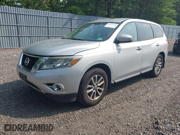 2014 Nissan Pathfinder S with VIN 5N1AR2MM1EC720167, listed as a IAAI auction lot 42449301 with 123,604 mi miles and . Bid and sale history available at DreamBid. Image 2.
