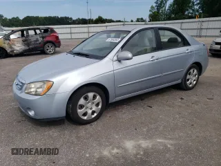 2006 Kia Spectra EX with VIN KNAFE121165250136, listed as a Copart auction lot 67966364 with 105,067 mi miles and Clean Title. Bid and sale history available at carsss.com. Image 1.