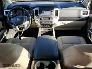 2017 Nissan Titan XD SV with VIN 1N6BA1F42HN555792, listed as a Copart auction lot 76754824 with 121,471 mi miles and Clean Title. Bid and sale history available at carsss.com. Image 8.