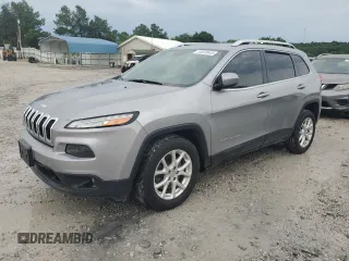 2017 Jeep Cherokee Latitude с VIN 1C4PJLCB6HW507679, выставлен на аукционе Copart как лот 59638945 с пробегом 102 853 миль миль и Списание • Salvage title. История ставок и продаж доступна на DreamBid. Изображение 1.