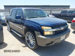 2002 Chevrolet Avalanche with VIN 3GNEK13T72G174634, listed as a IAAI auction lot 41953407 with 266,832 mi miles. Bid and sale history available at carsss.com. Image 1.