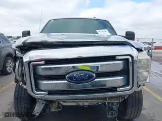 2014 Ford Super Duty F-250 SRW XL with VIN 1FT7W2BT7EEA65633, listed as a IAAI auction lot 41521209 with 222,076 mi miles. Bid and sale history available at carsss.com. Image 13.