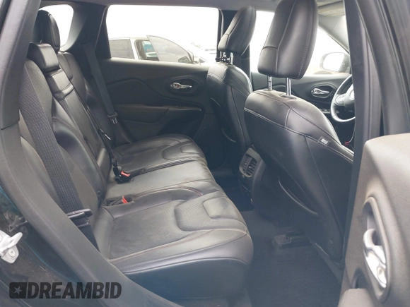 2019 Jeep Cherokee Trailhawk with VIN 1C4PJMBX6KD232515, listed as a IAAI auction lot 39495367 with 53,293 mi miles and . Bid and sale history available at DreamBid. Image 8.