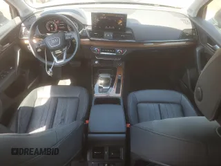 2021 Audi Q5 Premium Plus with VIN WA1BAAFY8M2118102, listed as a Copart auction lot 61657375 with 22,827 mi miles and Salvage title. Bid and sale history available at DreamBid. Image 8.