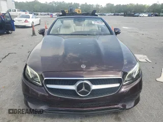 2018 Mercedes-Benz E 400 with VIN WDD1K6GB5JF023528, listed as a Copart auction lot 51788255 with 60,605 mi miles and Salvage title. Bid and sale history available at DreamBid. Image 5.